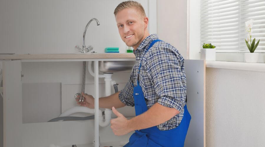 Expert burst pipe repair services in Strasburg, VA